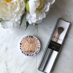 Baked JCat Highlighter & KARA Highlighting Brush